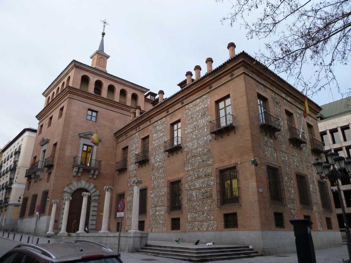 Las muertes de la Casa de las Siete Chimeneas