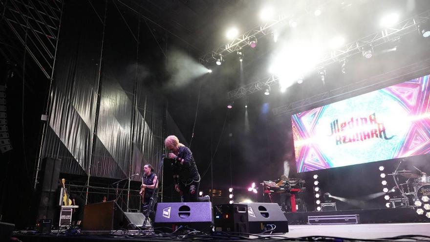 Galería | Medina Azahara desata la nostalgia en su último concierto en Badajoz
