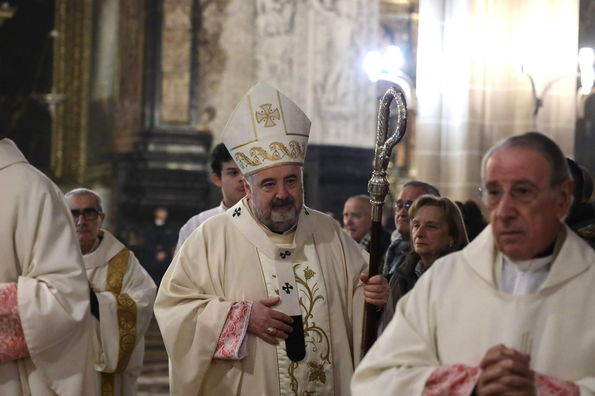 En imágenes | Solemne misa por San Valero en La Seo de Zaragoza