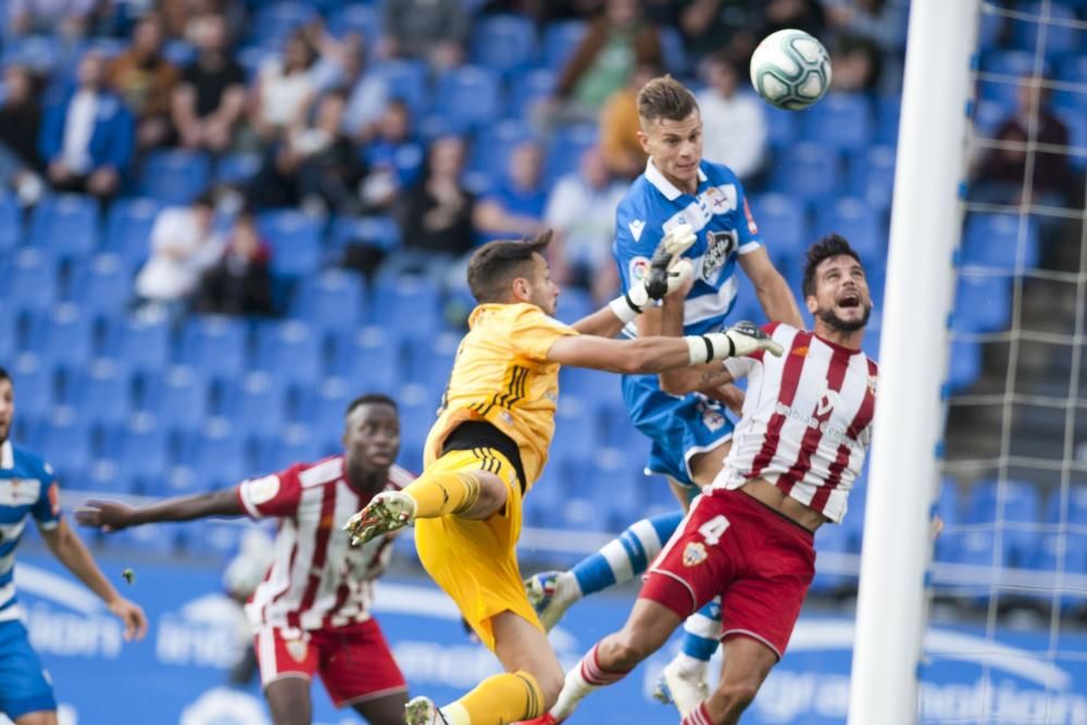 El Dépor empata en Riazor ante el Almería