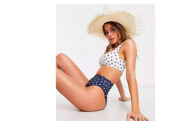 Bikini de lunares de braga alta, de ASOS