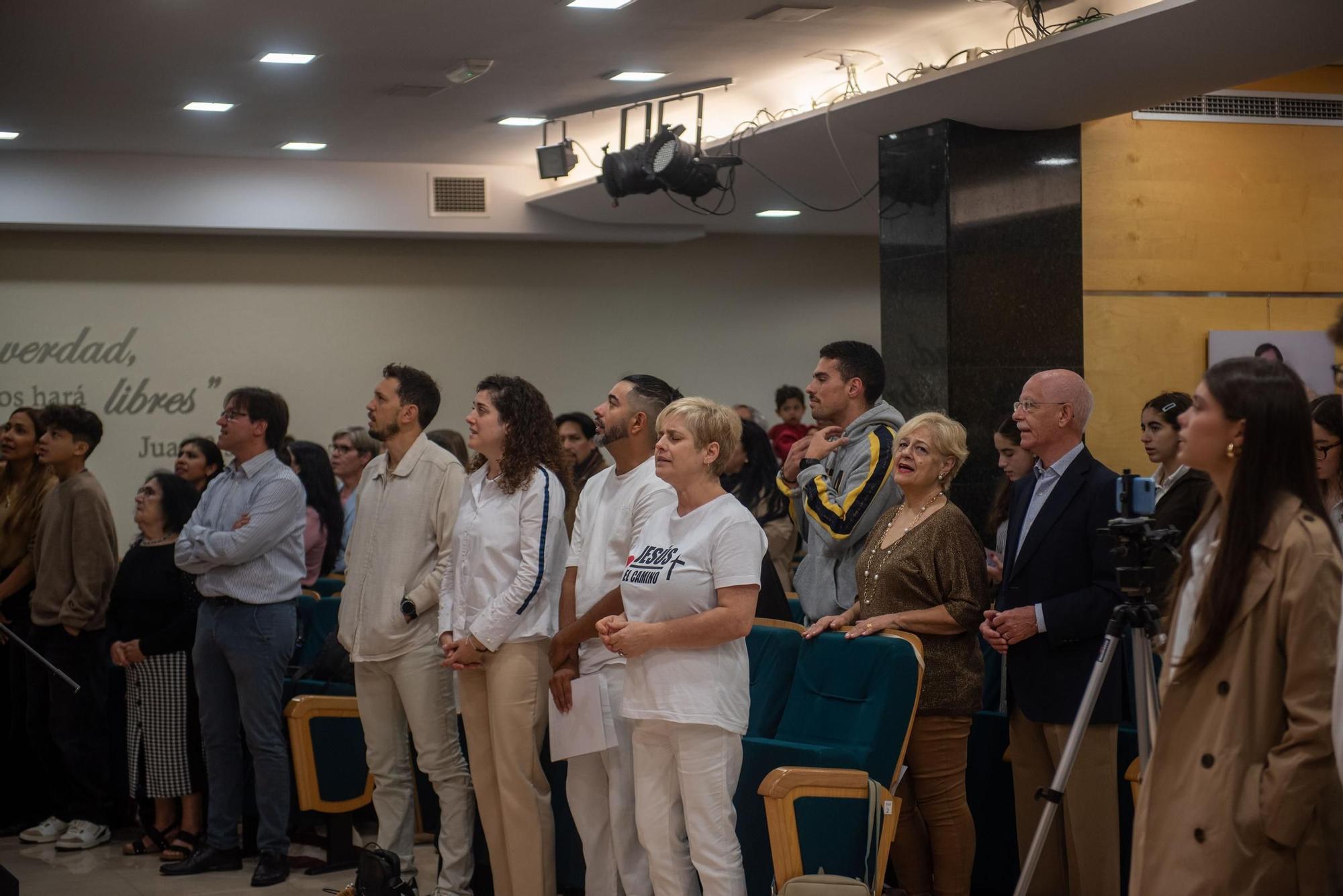 Bautismos por inmersión en El Camino