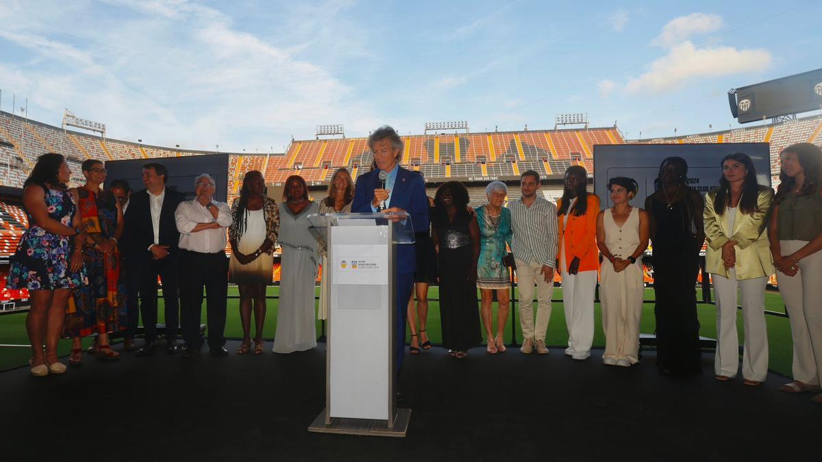 Rafa Blanquer, emocionado, cerró el acto