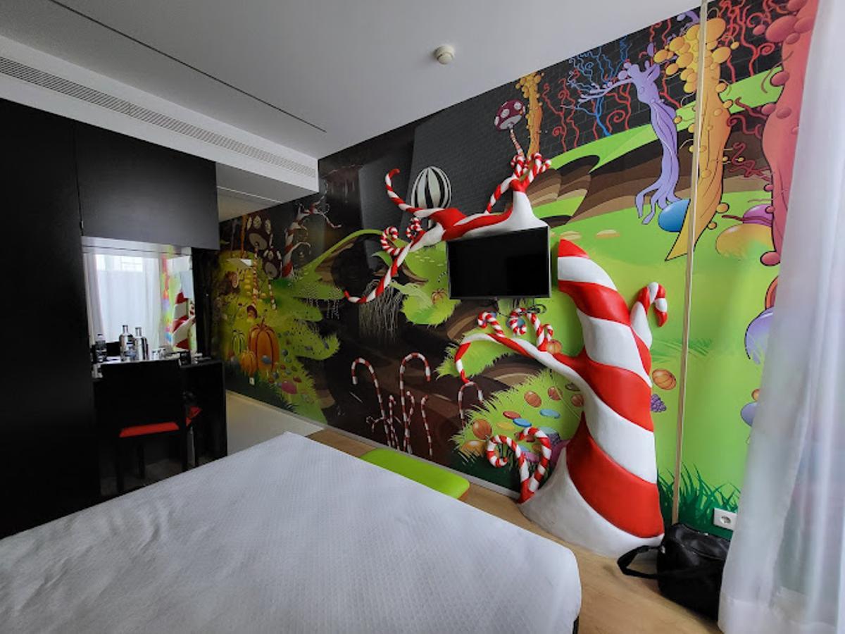 Una de las habitaciones del hotel 'La Fábrica de chocolate'