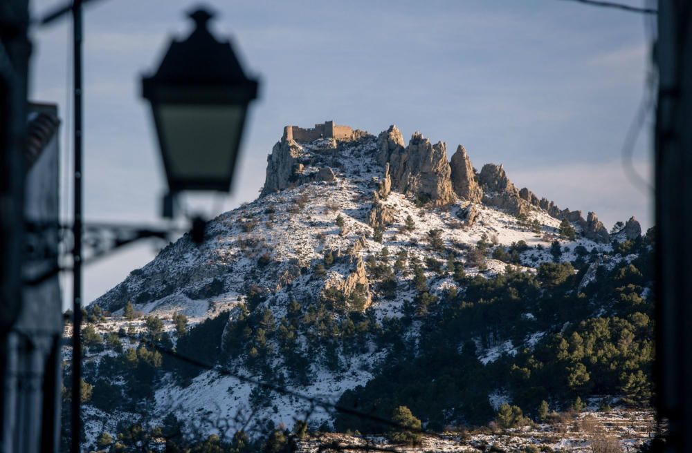 Un día de nieve en Confrides y Serrella.