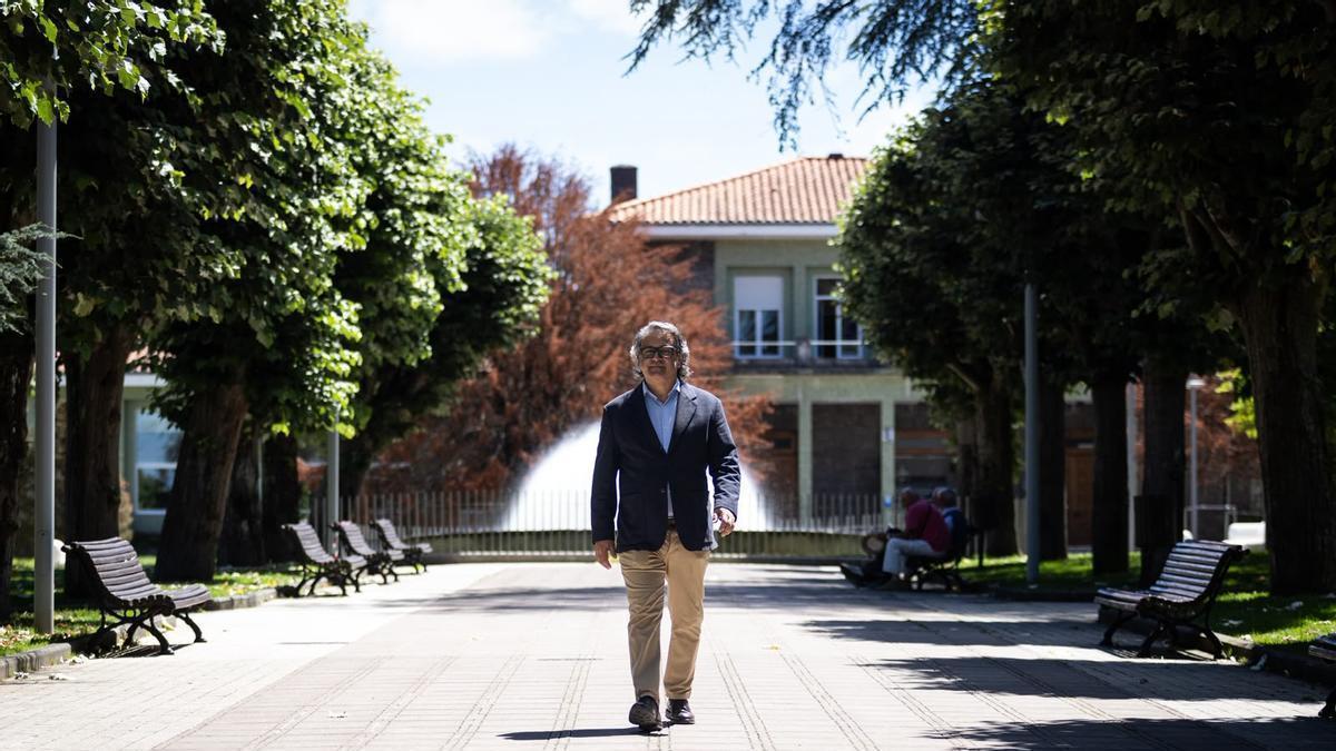 Juan Luis Berros, en el parque Alfonso X El Sabio.