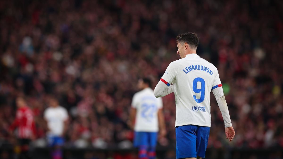 Robert Lewandowski, durante el Athletic Club-FC Barcelona