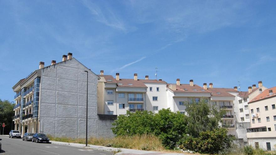 La venta de vivienda se mantiene por encima del centenar en 