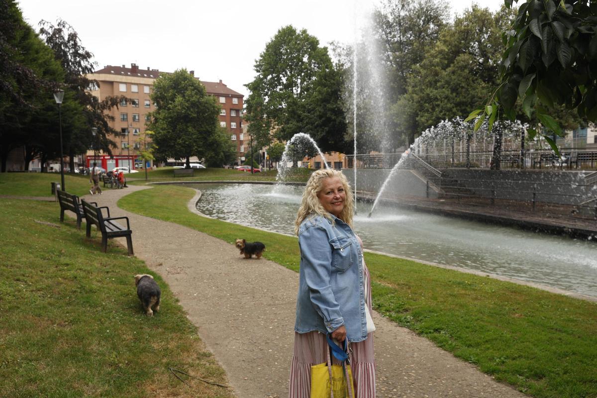 Las fuentes de Gijón renacen y los barrios lo agradecen: “Dan una imagen muy buena de la ciudad”