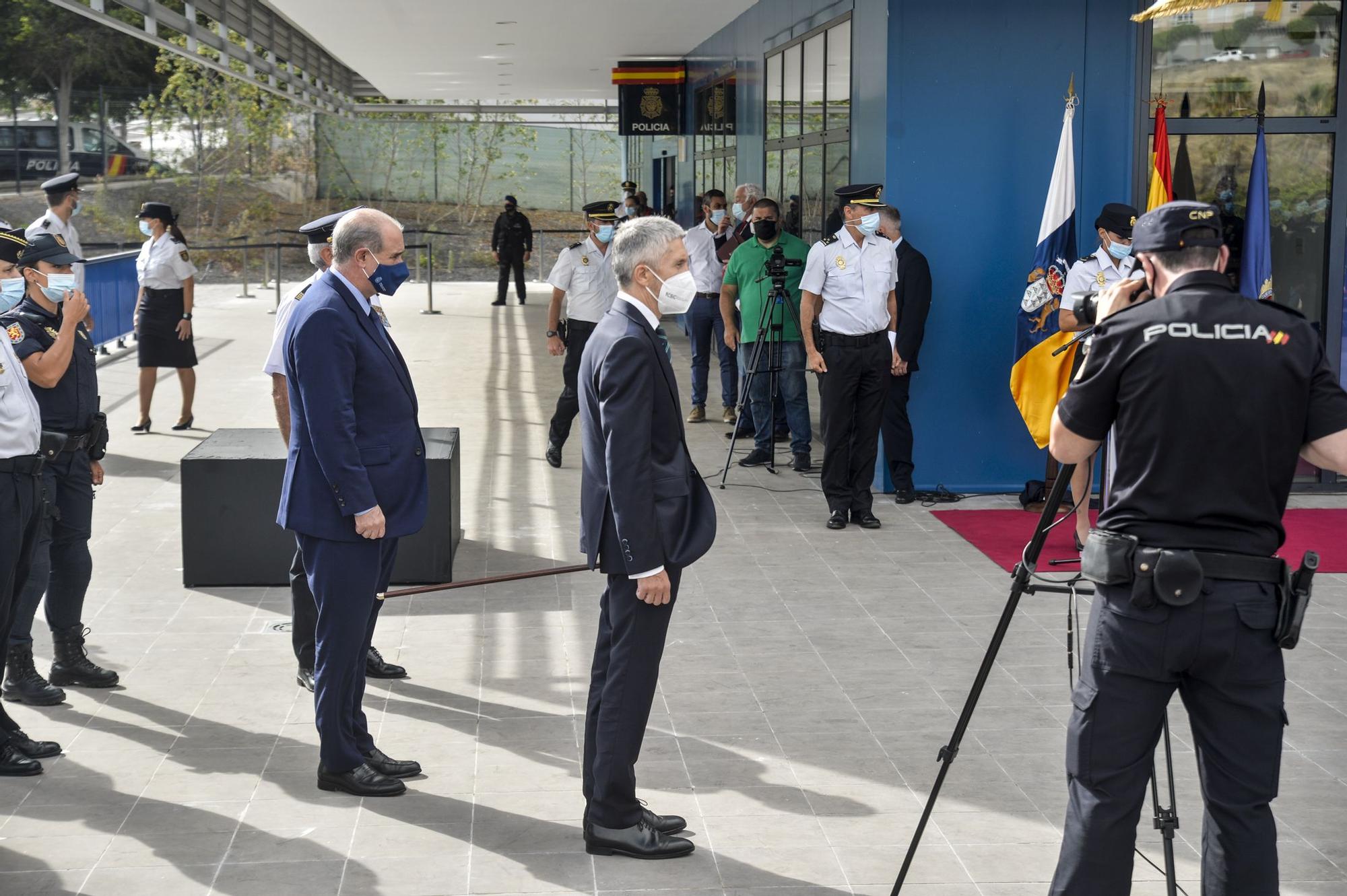 Inauguración de la comisaría de Distrito Centro de la Policía Nacional en Las Palmas