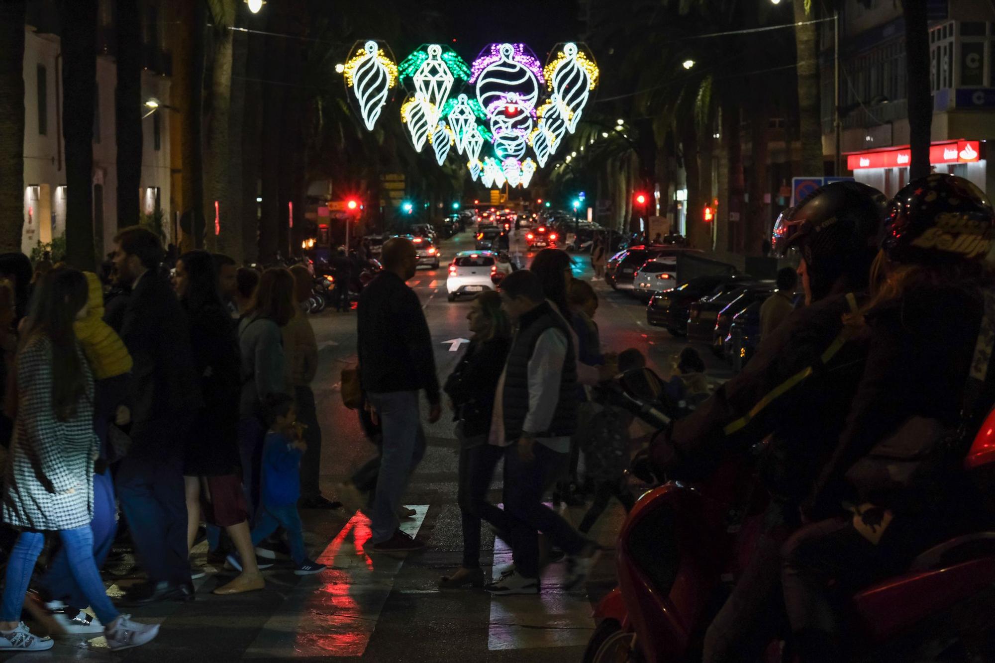 Navidad en Málaga | La calle Larios enciende sus luces de Navidad