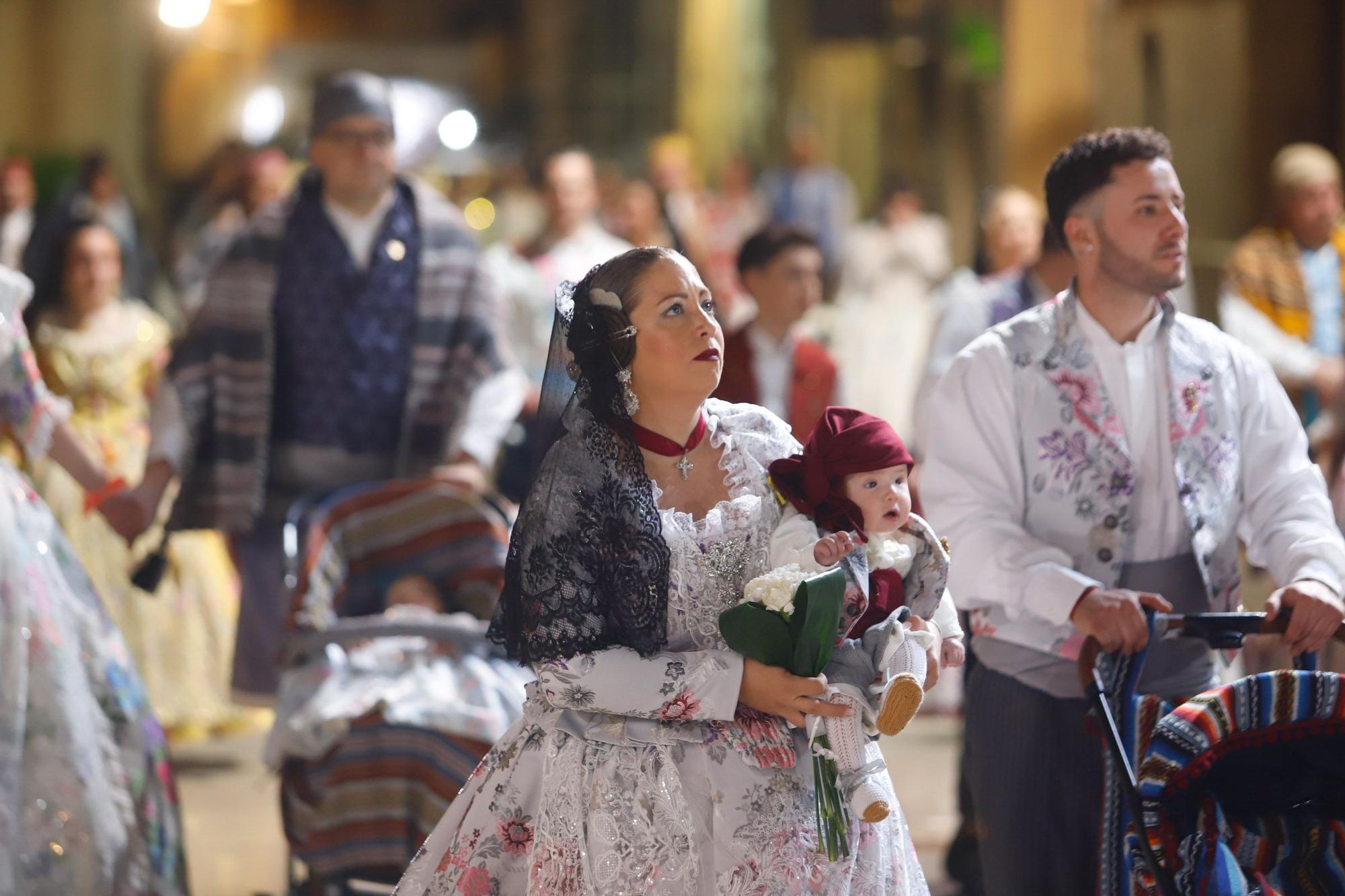 Búscate en el segundo día de la Ofrenda en la calle San Vicente entre las 22 y las 23 horas