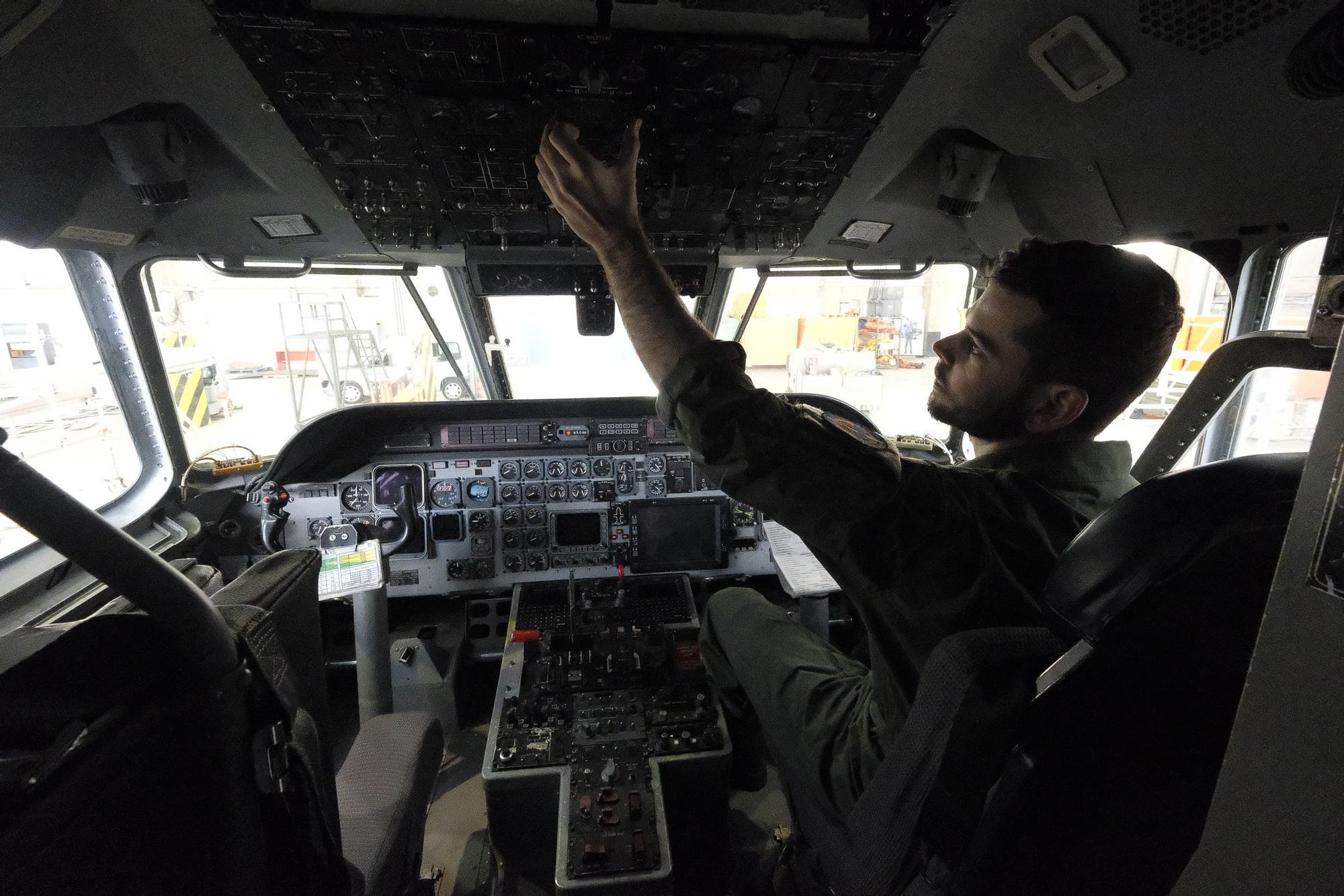 Despedida del 50º contingente Operación Atalanta en la Base Aérea de Gran Canaria