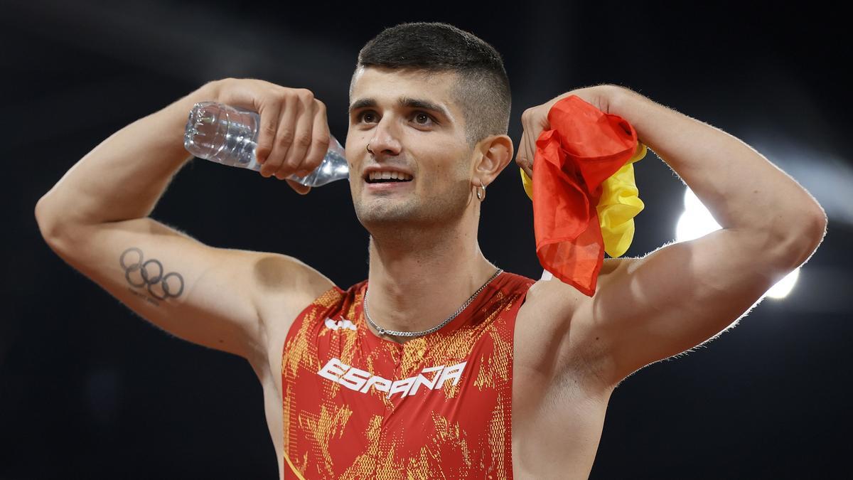 Munich (Germany), 17/08/2022.- Asier Martinez of Spain celebrates after winning the men's 110m hurdles final during the Athletics events at the European Championships Munich 2022, Munich, Germany, 17 August 2022. (110 metros vallas, Alemania, España) EFE/EPA/RONALD WITTEK