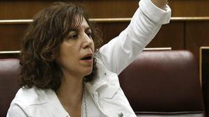 Irene Lozano, diputada d’UPD, es mostra derrotada al congrés.