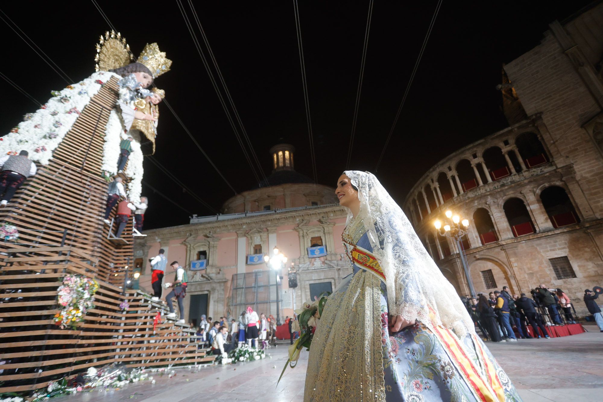 Todas las fotos de la Ofrenda del 17 de marzo por la calle San Vicente de 20:00 a 21:00 horas