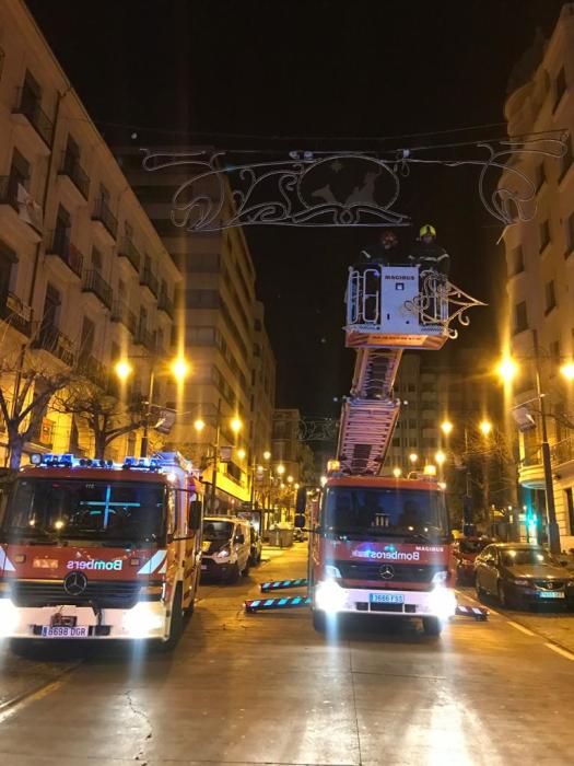 Desperfectos ocasionados por el viento en Alcoy