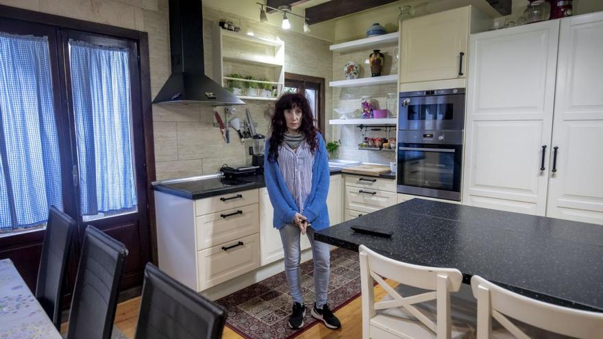 Una vecina de Palma: «Un estafador me dejó sin dinero y sin cocina en casa»