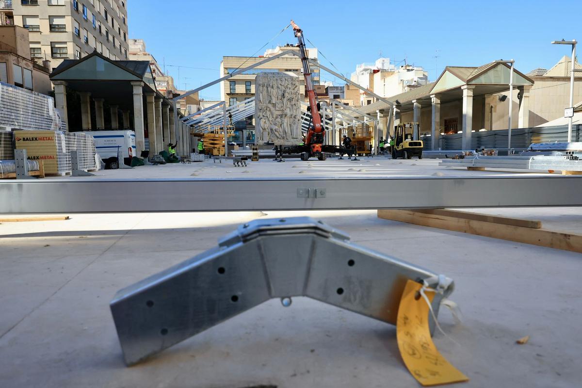 Montaje de la estructura que comenzó ayer martes.