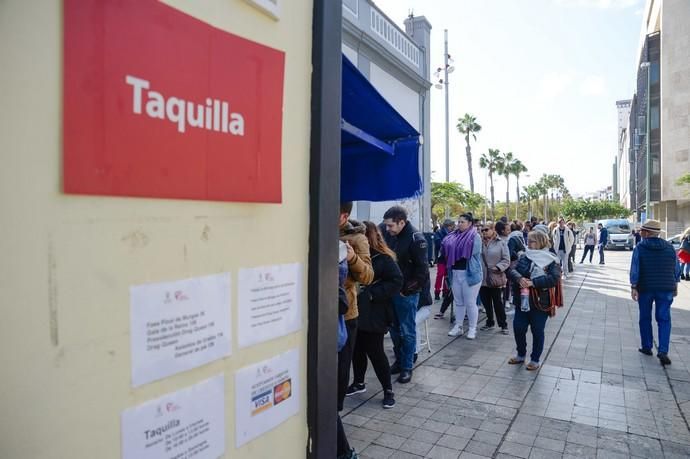 19-02-19. LAS PALMAS DE GRAN CANARIA. COLAS ENTRADAS CARNAVAL.  FOTO: JOSÉ CARLOS GUERRA.