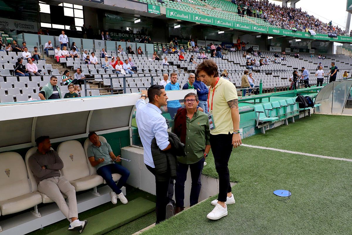 Las imágenes de la afición en el Córdoba CF - Badajoz