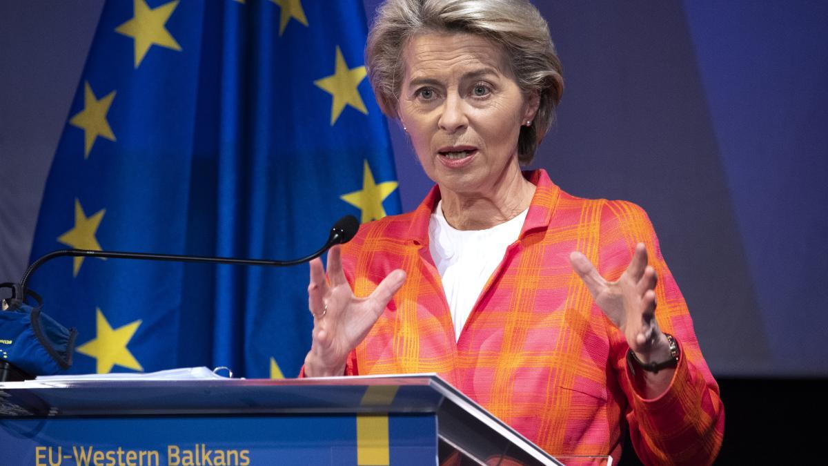 Ursula Von der Leyen.