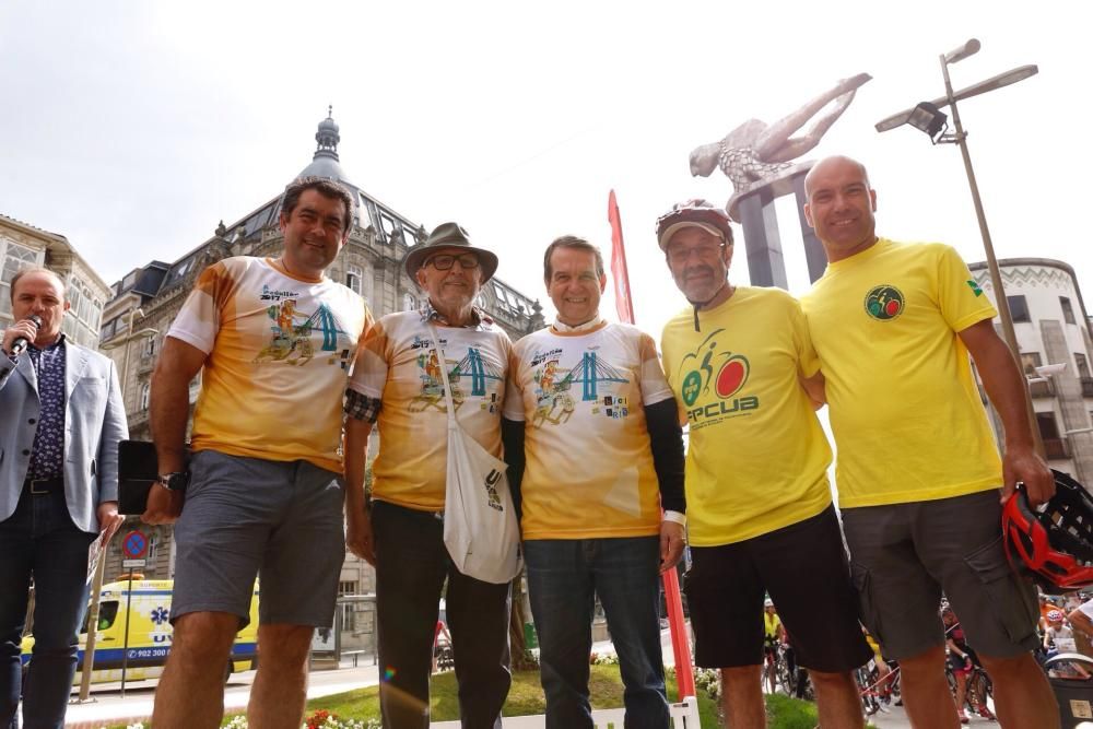 "A Pedaliña" pone a Vigo encima de la bici