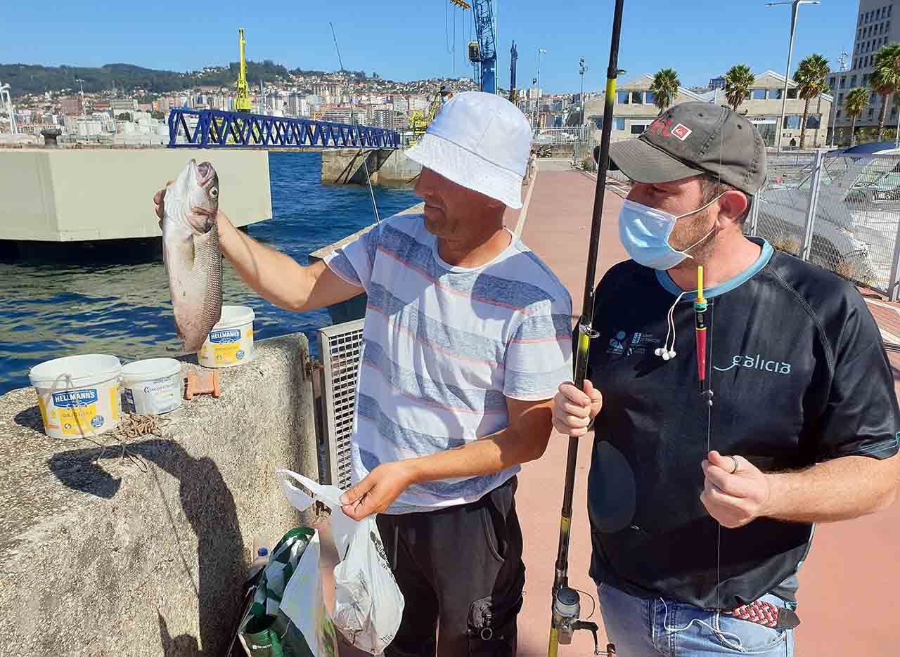 Pescadores deportivos en Vigo