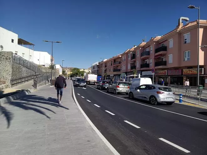 Mogán regula la instalación de piscinas portátiles en las azoteas y prohíbe el gotelé en las fachadas