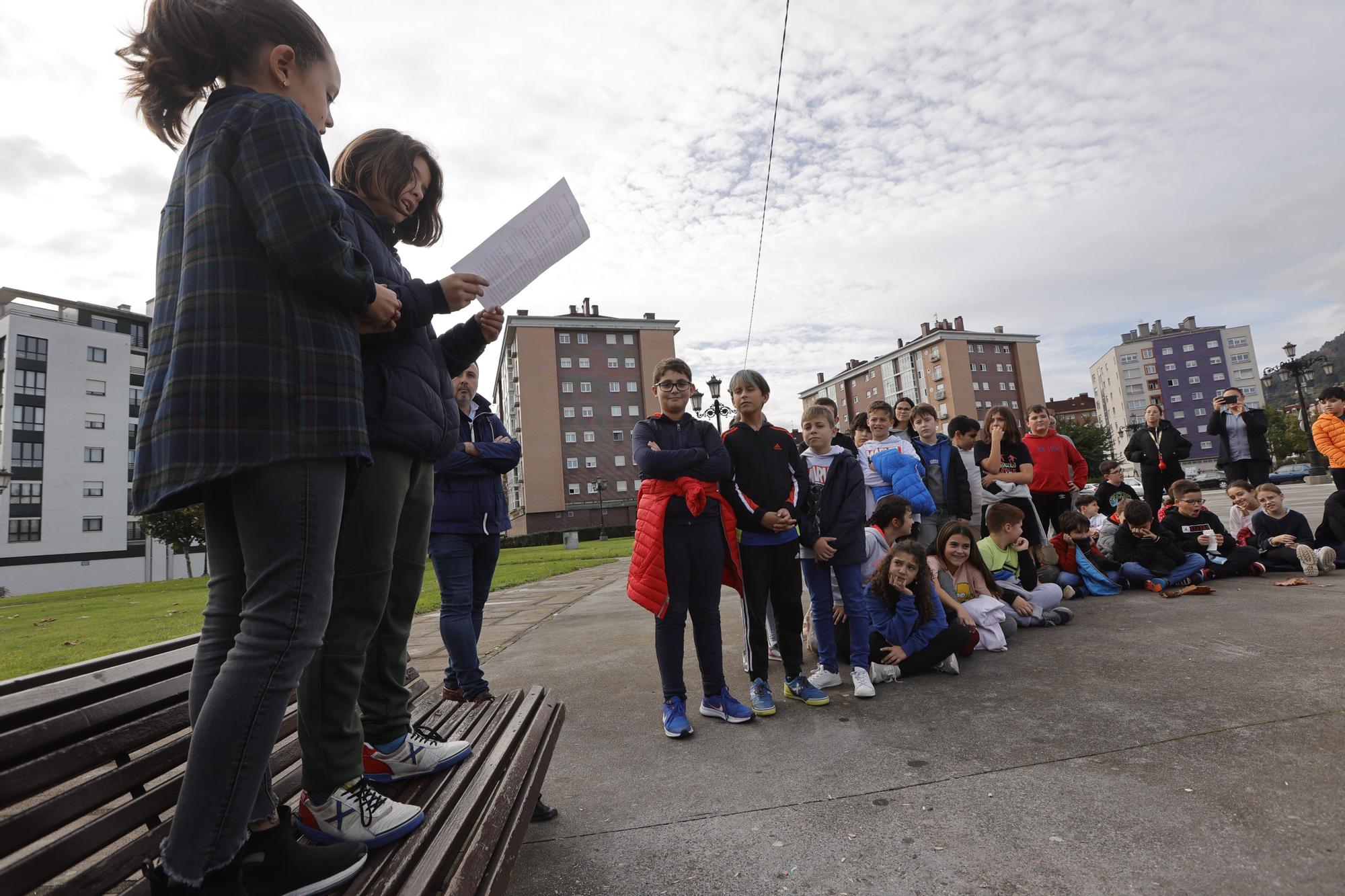 El "comando glucosa" del colegio Carmen Ruiz-Tilve hace campaña contra la diabetes