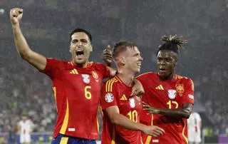España baila al son de Nico y Lamine y se cita con Alemania en los cuartos