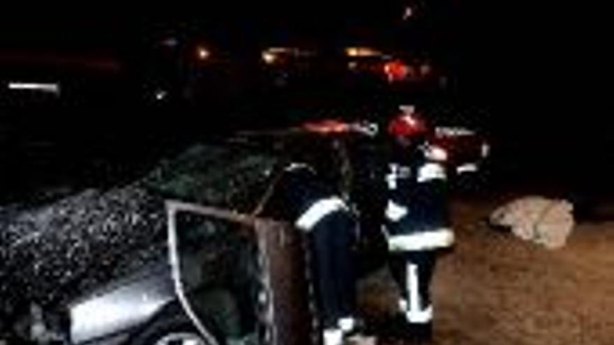 Un muerto y un herido grave en un accidente en Aldea del Cano