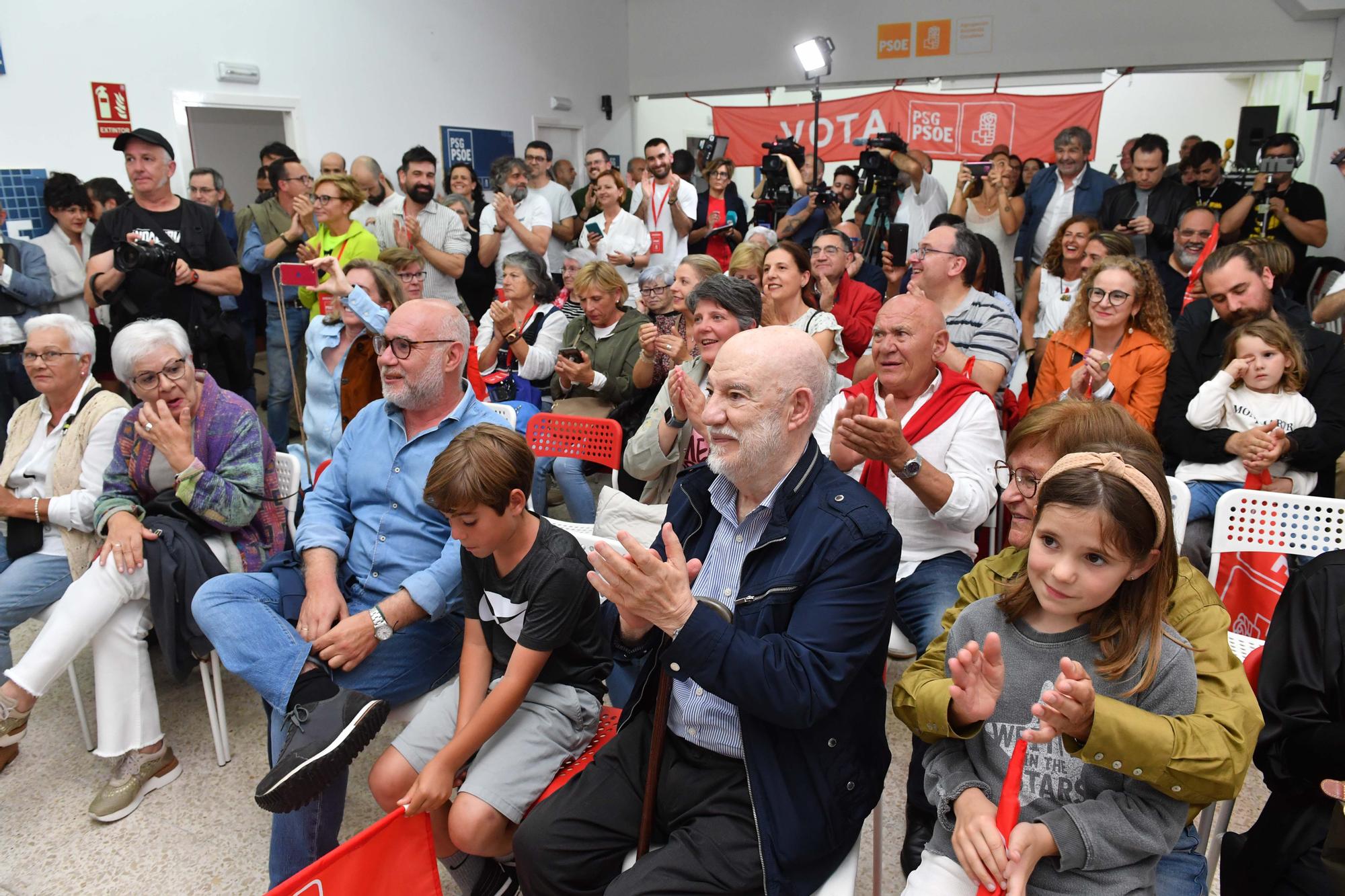 Celebración del PSOE de A Coruña tras las elecciones