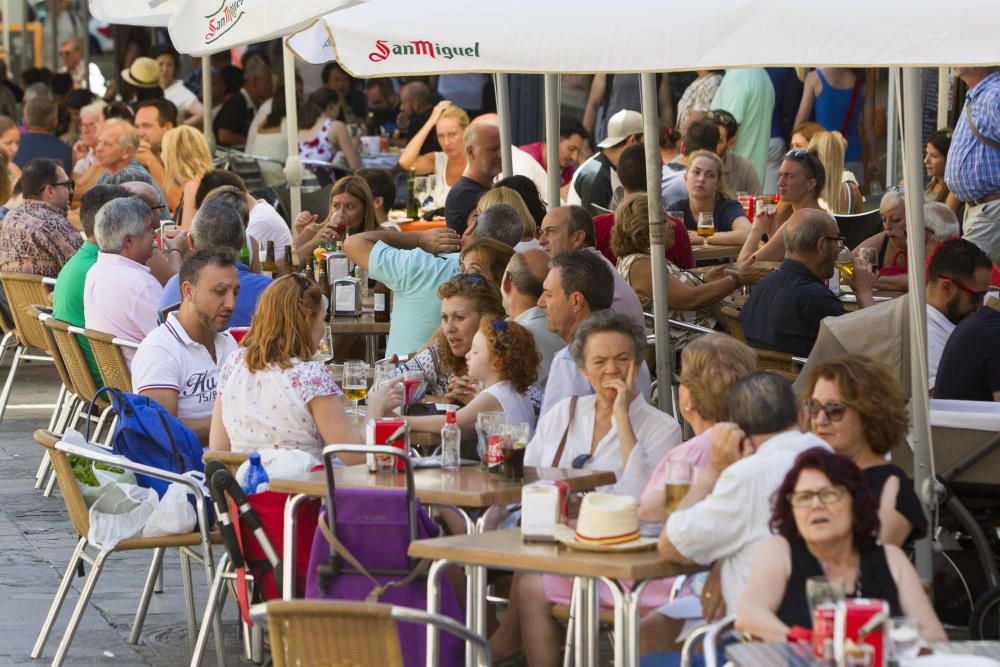 El centro de Valencia, lleno en pleno agosto