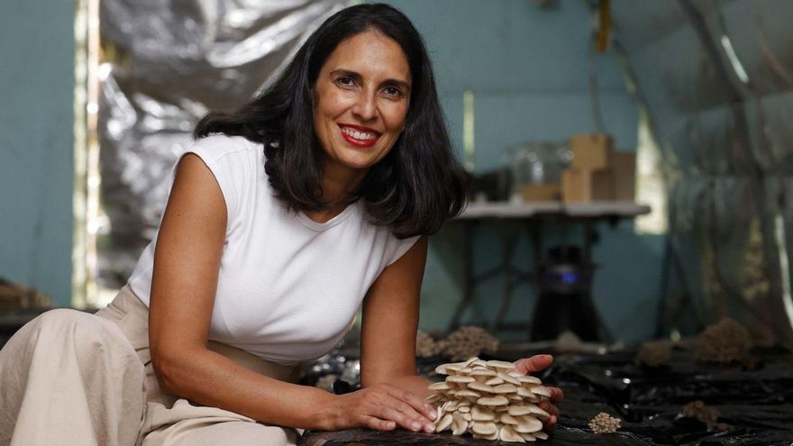 Sandra Viñas Diz, dueña de la empresa Mare Monte de producción ecológica de setas.