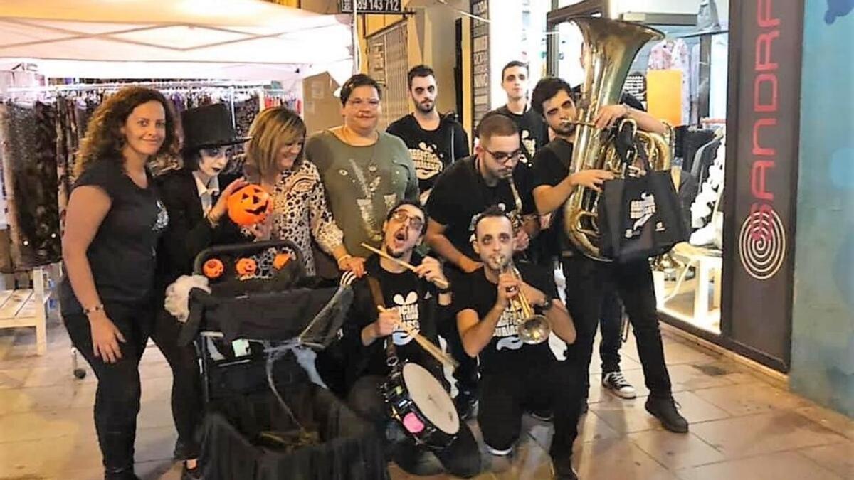 El comercio de Burjassot celebró Halloween hace un par de años.