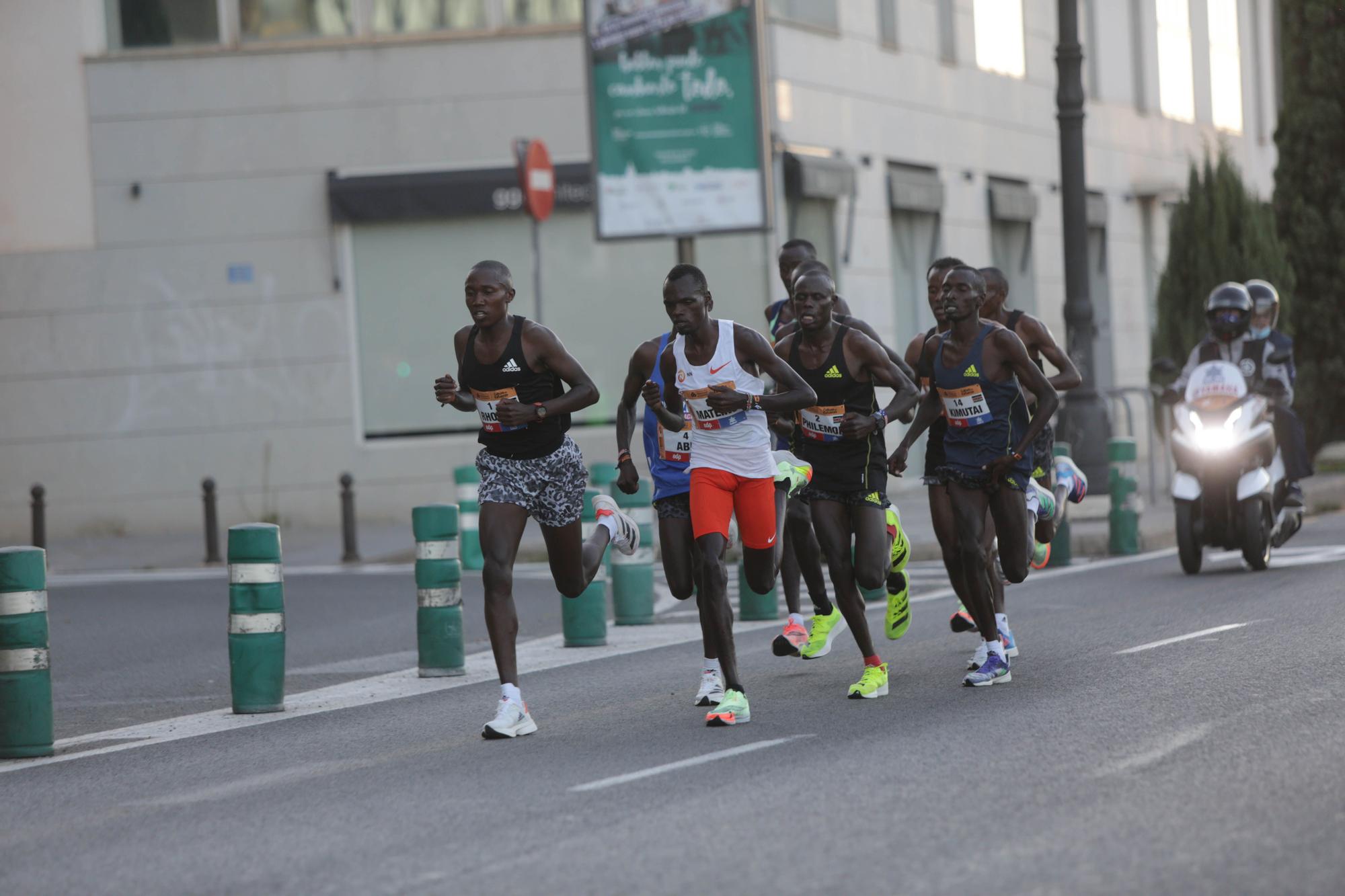 Busca tu foto en la Media Maratón de València