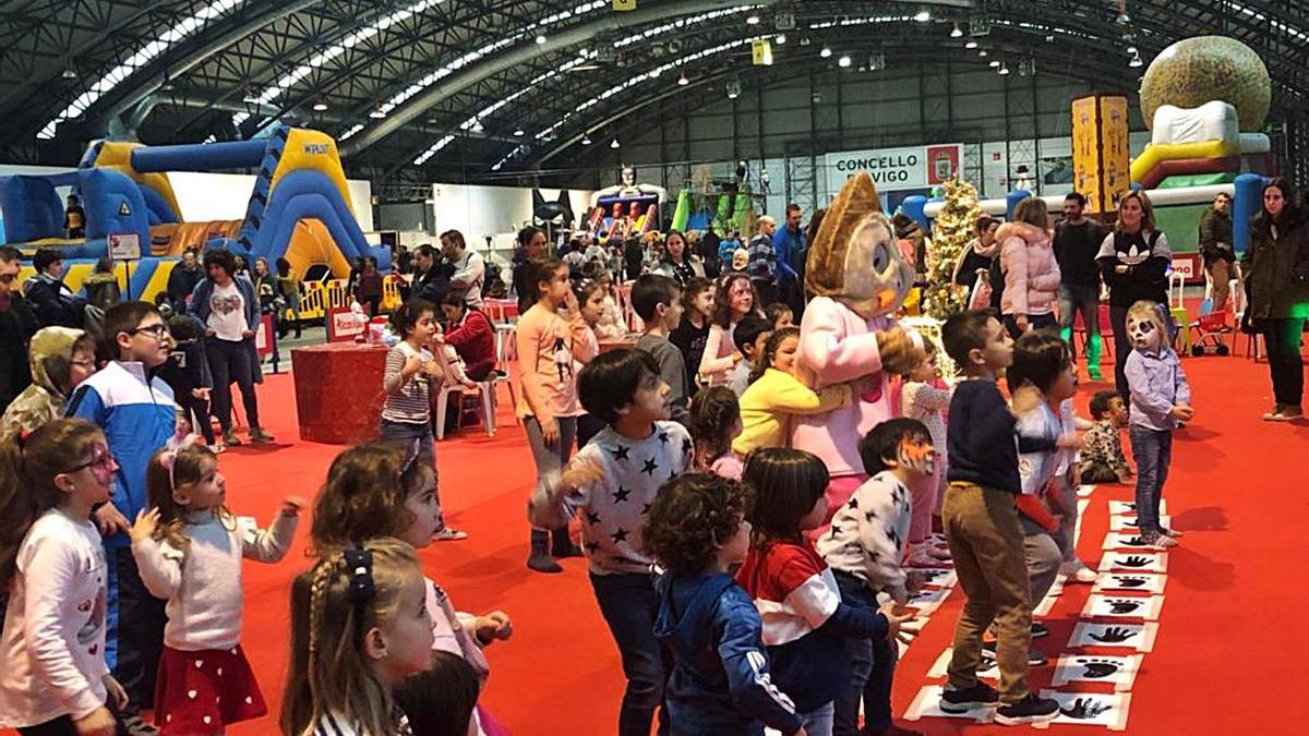 Niños en una actividad de ocio durante la pasada Navidad. |   // FDV