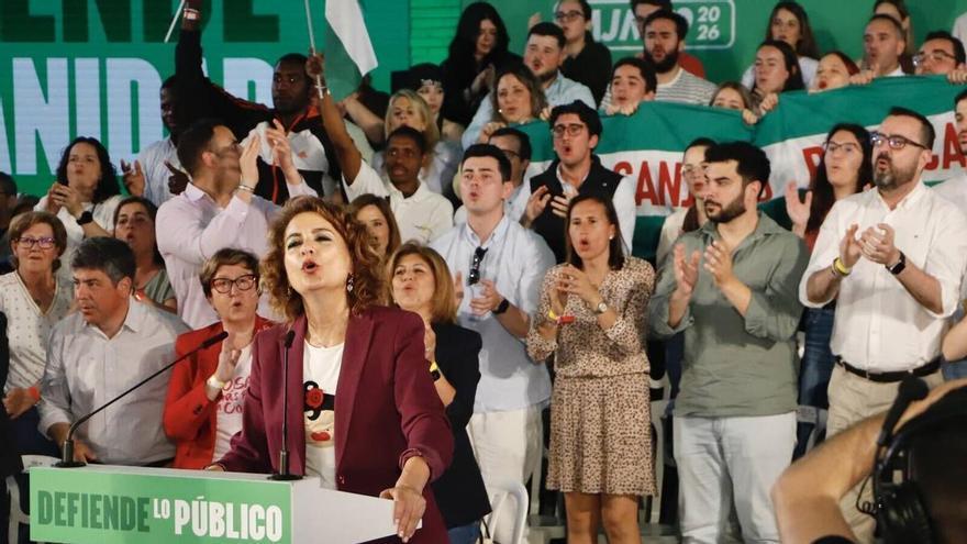 María Jesús Montero a Pedro Sánchez en Córdoba: 