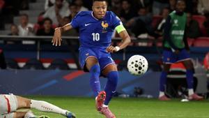 Mbappe, en el partido de este martes ante Islandia. 