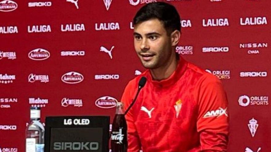 Diego Sánchez, durante la rueda de prensa de ayer en Mareo. | C. T.