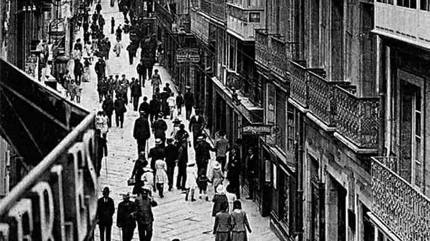 Calle Real, de A Coruña, en una imagen antigua.