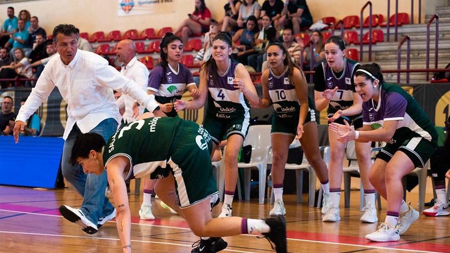 61-55: El Unicaja Mijas gana y da el primer paso hacia el ascenso