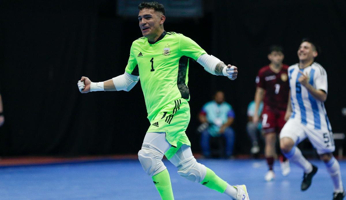 Lukas Acosta (Buenos Aires, 19 de agosto de 2003) es considerado una de las grandes promesas del fútbol sala argentino