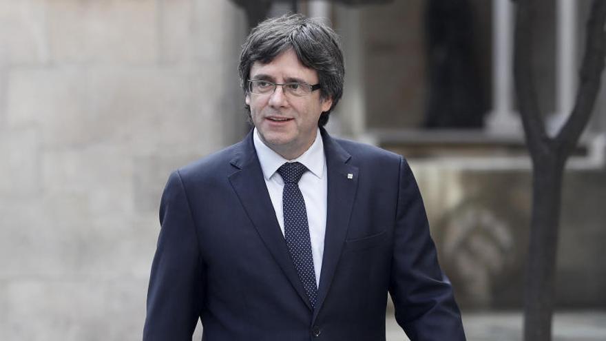 Carles Puigdemont a su llegada a la reunión del gobierno catalán.