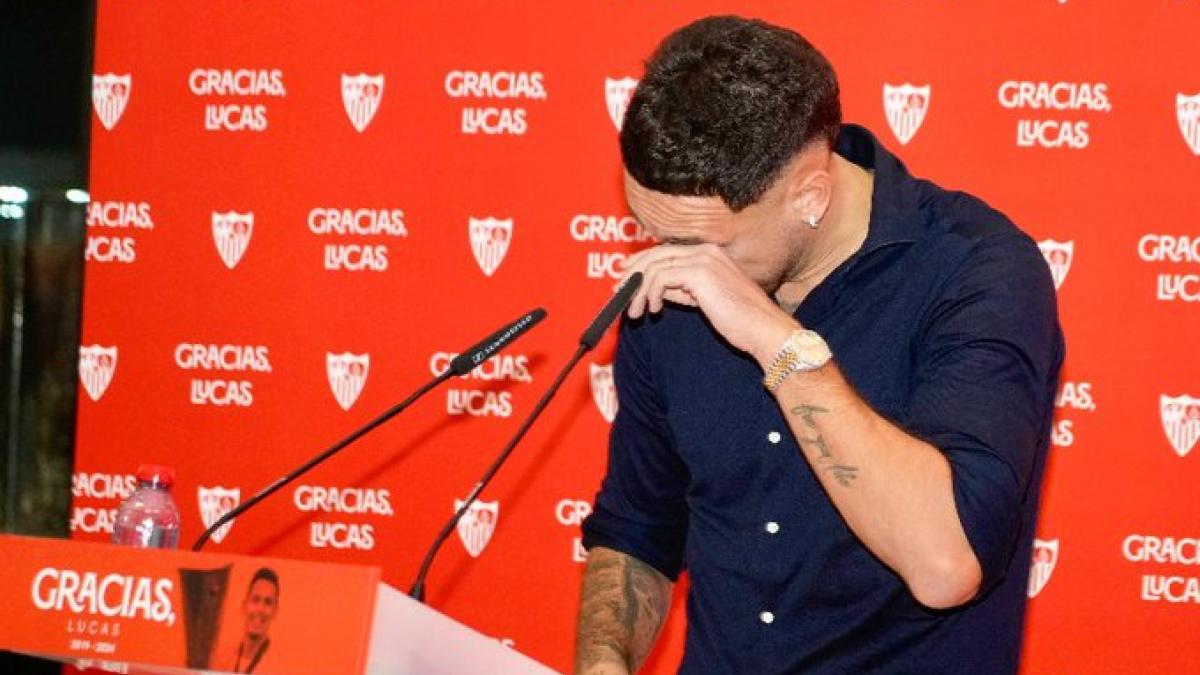 Ocampos, conmovido en su despedida del Sevilla