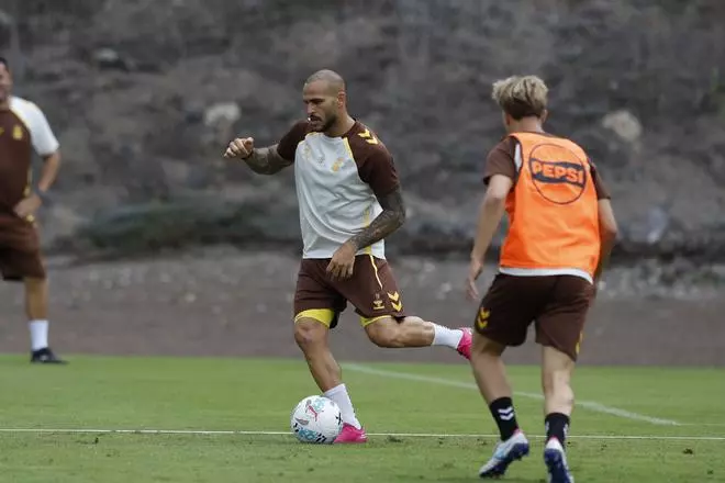 Jesé y Sandro, novedades en el entrenamiento de la UD Las Palmas