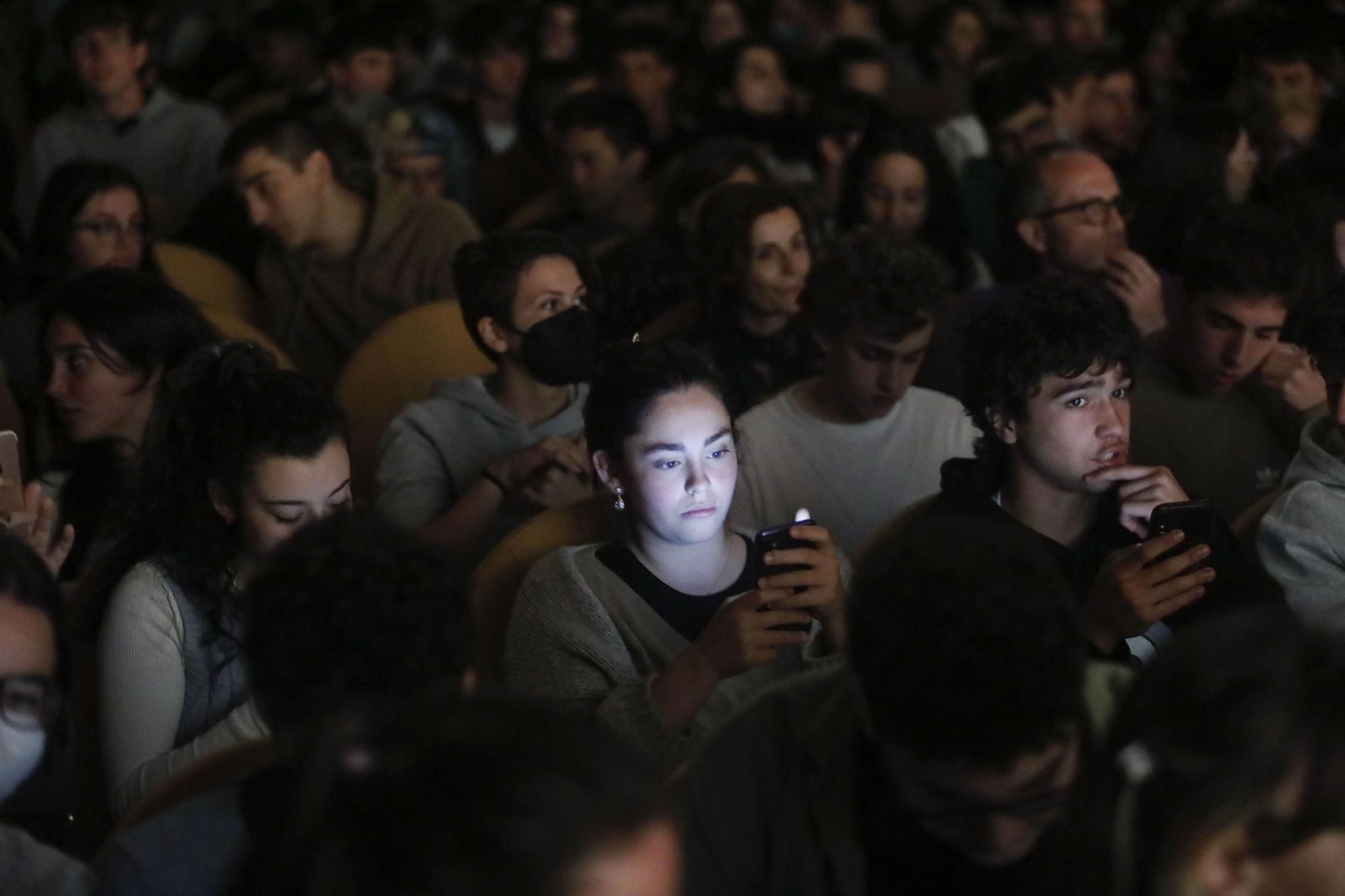 En imágenes: Final de la Liga de Debate Escolar de Gijón