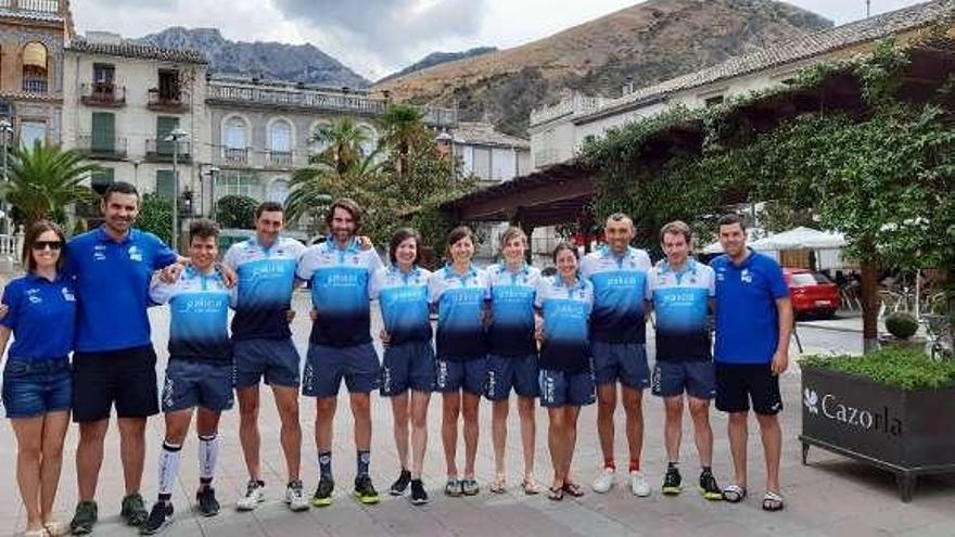 La selección gallega de BTT posa en tierras jienenses.