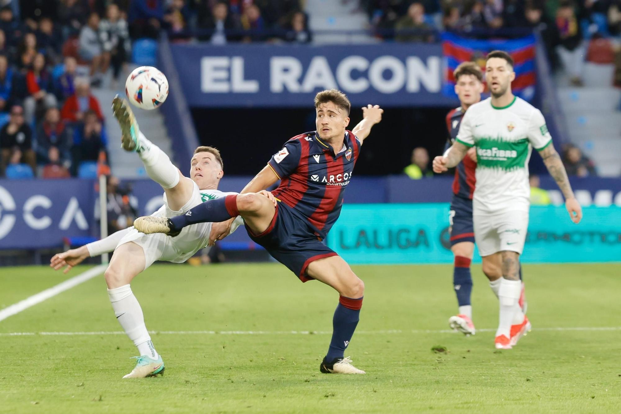 Levante UD - Elche CF en imágenes